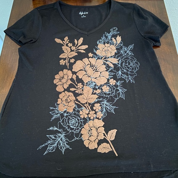 Style & Co tshirt bundle - Picture 2 of 3